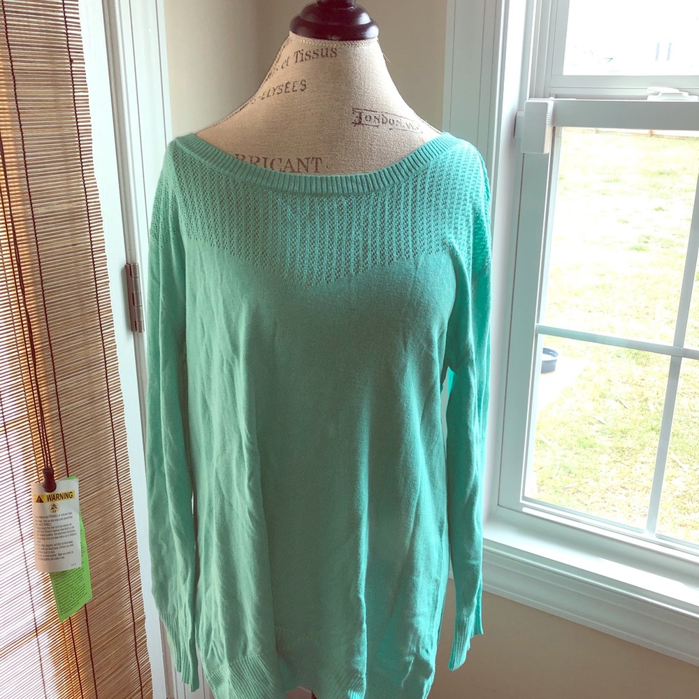 New with tags NY&Co sweater